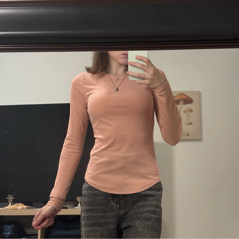 No Boundaries Peach Ribbed Top